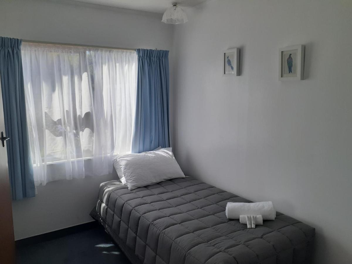 Golden Bay Motel Такака Екстериор снимка
