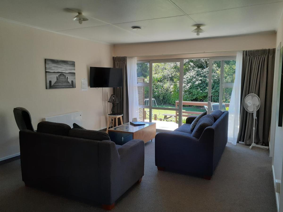 Golden Bay Motel Такака Екстериор снимка