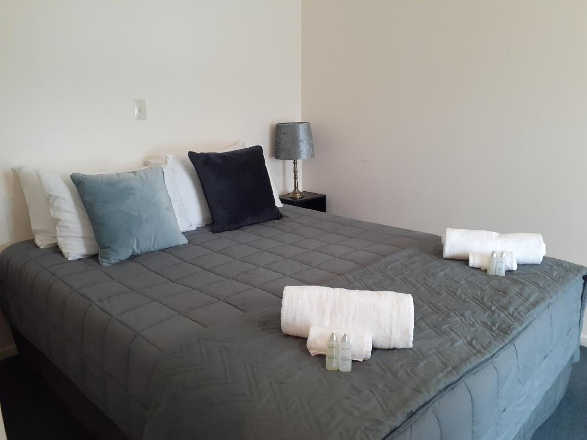 Golden Bay Motel Такака Екстериор снимка