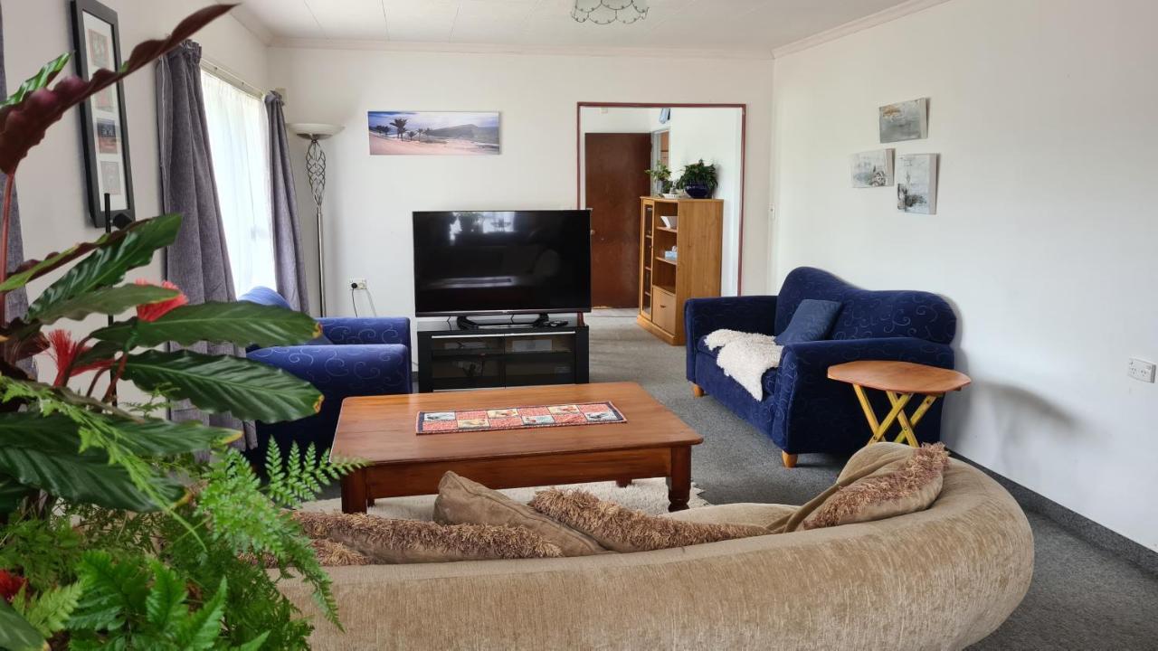 Golden Bay Motel Такака Екстериор снимка