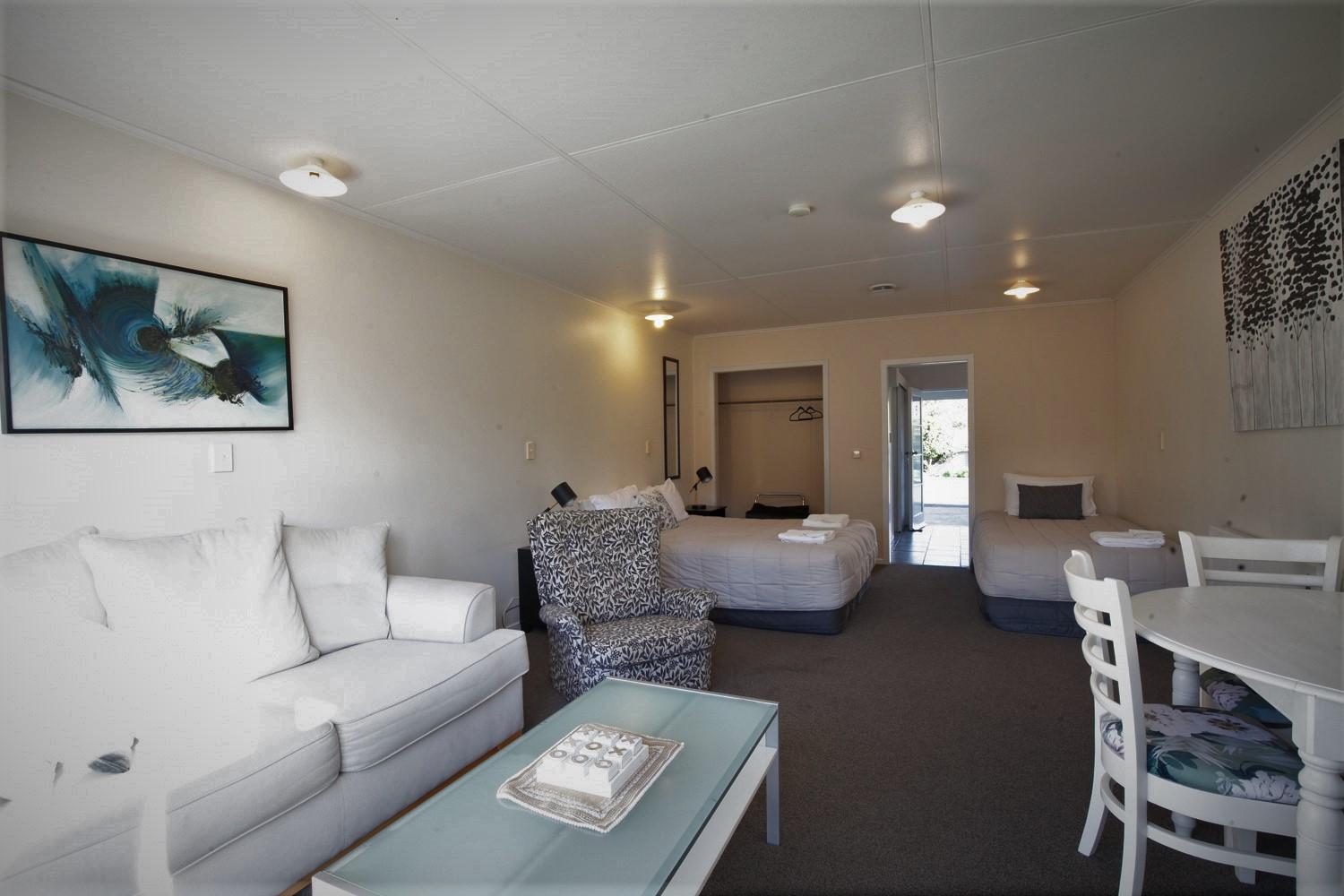 Golden Bay Motel Такака Екстериор снимка
