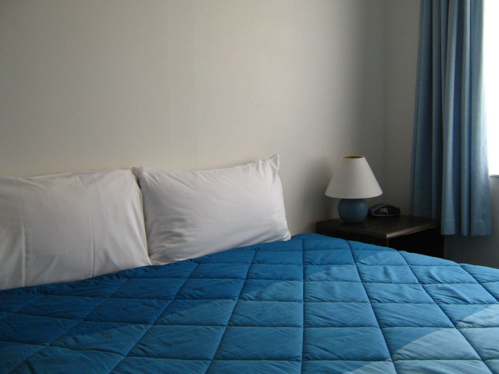 Golden Bay Motel Такака Екстериор снимка