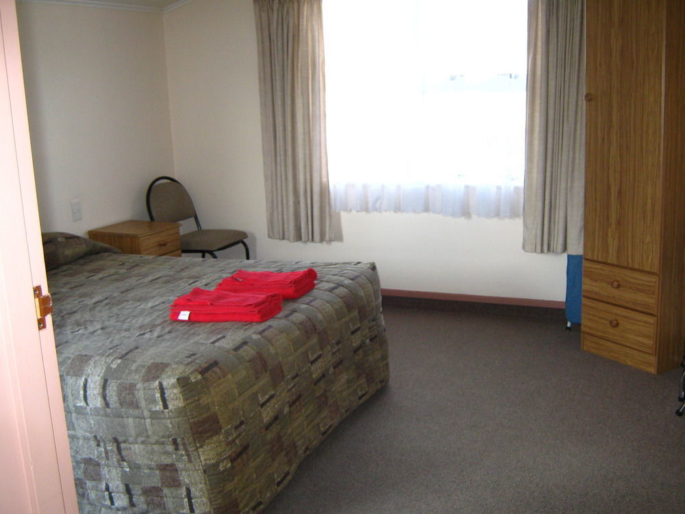 Golden Bay Motel Такака Екстериор снимка