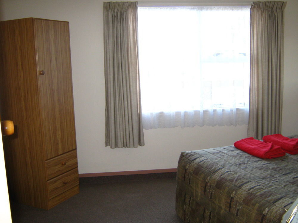 Golden Bay Motel Такака Екстериор снимка