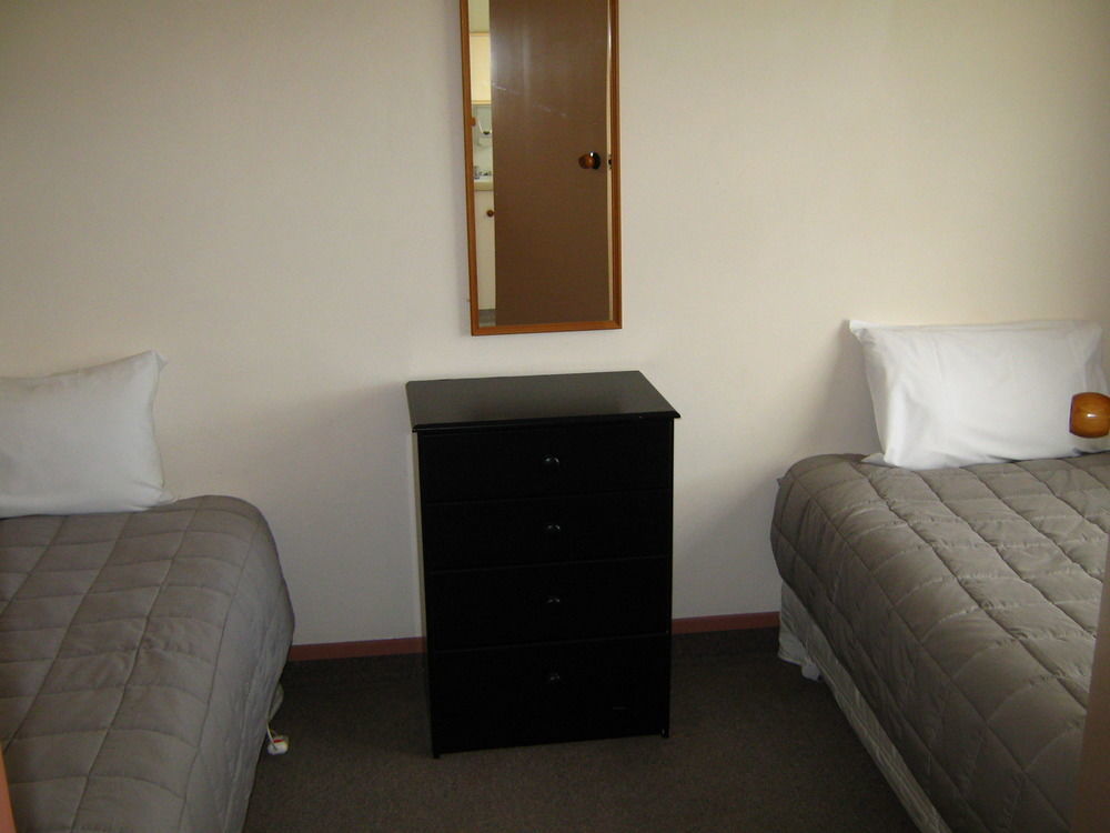 Golden Bay Motel Такака Екстериор снимка