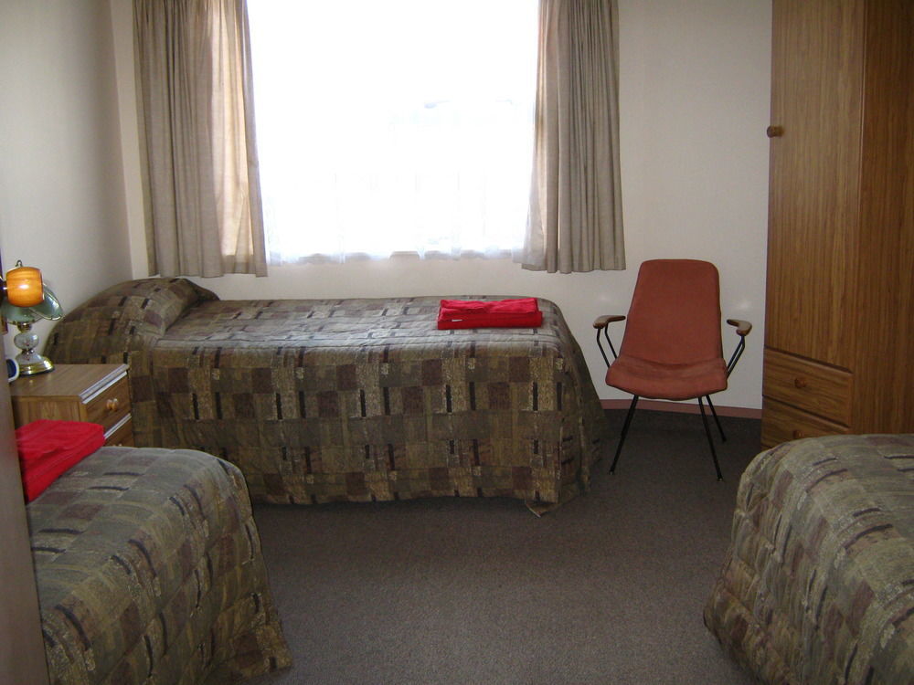 Golden Bay Motel Такака Екстериор снимка