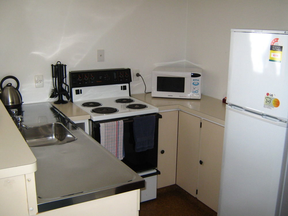 Golden Bay Motel Такака Екстериор снимка