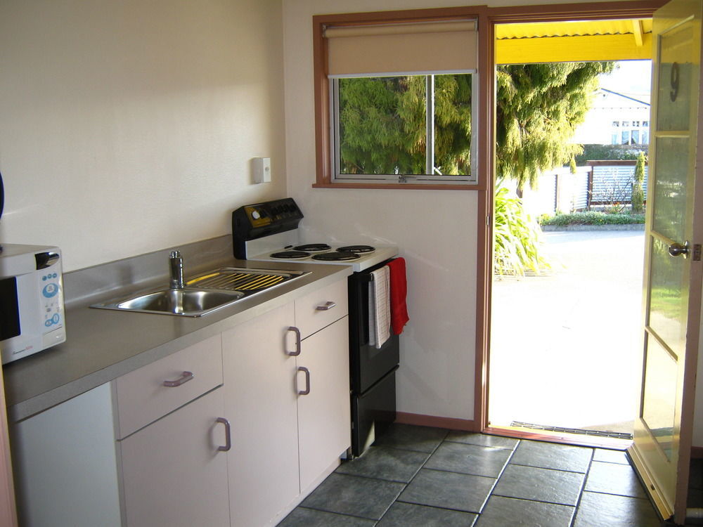 Golden Bay Motel Такака Екстериор снимка